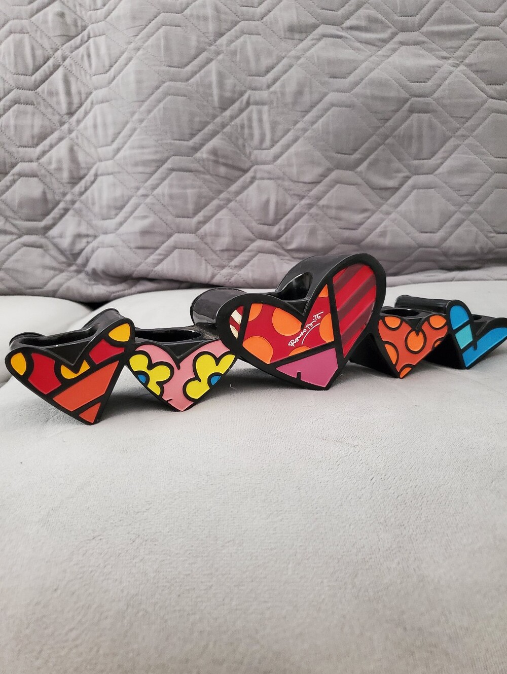 VTG Romero Britto Pop Art 5-Heart Votive Tea Light Candle Holder Set